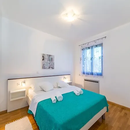 דירה Dalmatia (adults Only) פריבלאקה