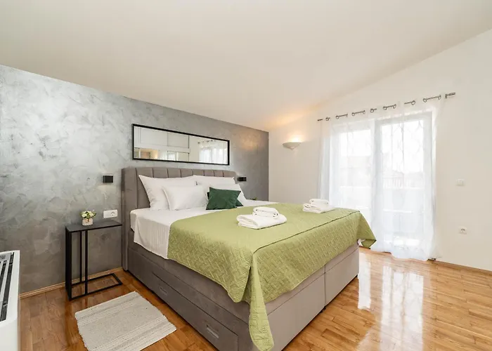 Dalmatia (adults Only) شقة